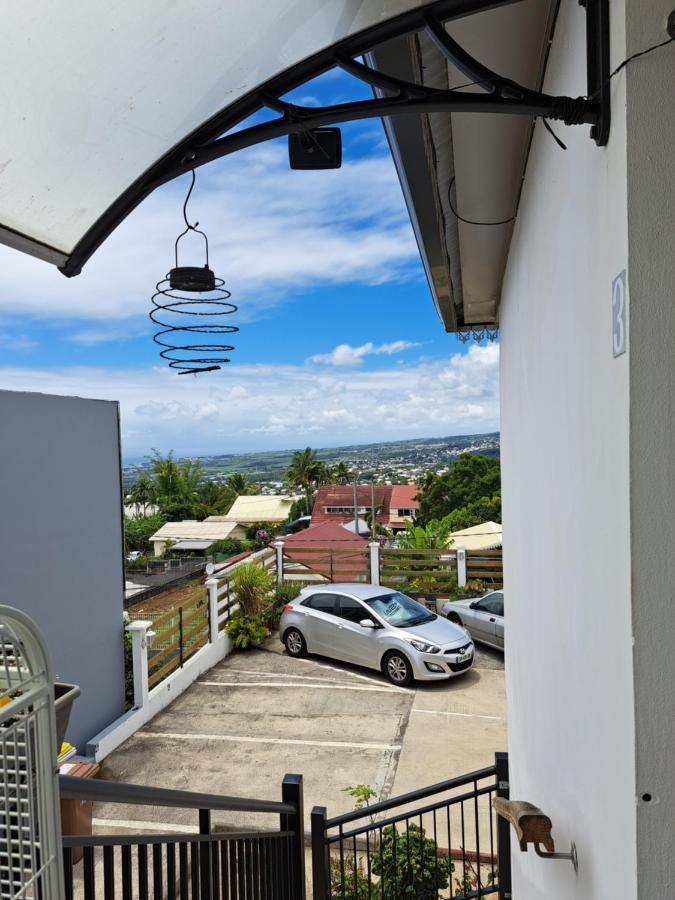 圣丹尼斯Appart A La Res Andy Accueillant 1 A 5 Pers Arrive Autonome , 2 Places De Parking Dans La Cour Devant La Maison公寓 外观 照片